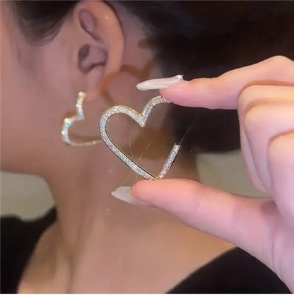 Golden Heart Shape Zircon Earrings for Girls – Elegant Alloy Jewelry with Sparkling Stones