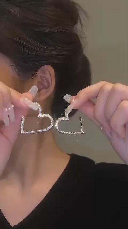 Golden Heart Shape Zircon Earrings for Girls – Elegant Alloy Jewelry with Sparkling Stones