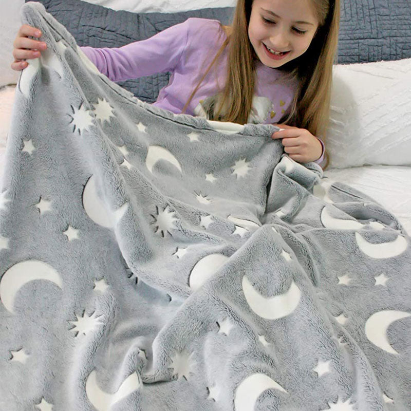 A special night of sleep for little ones with Magic Glow Blanket for Kids
